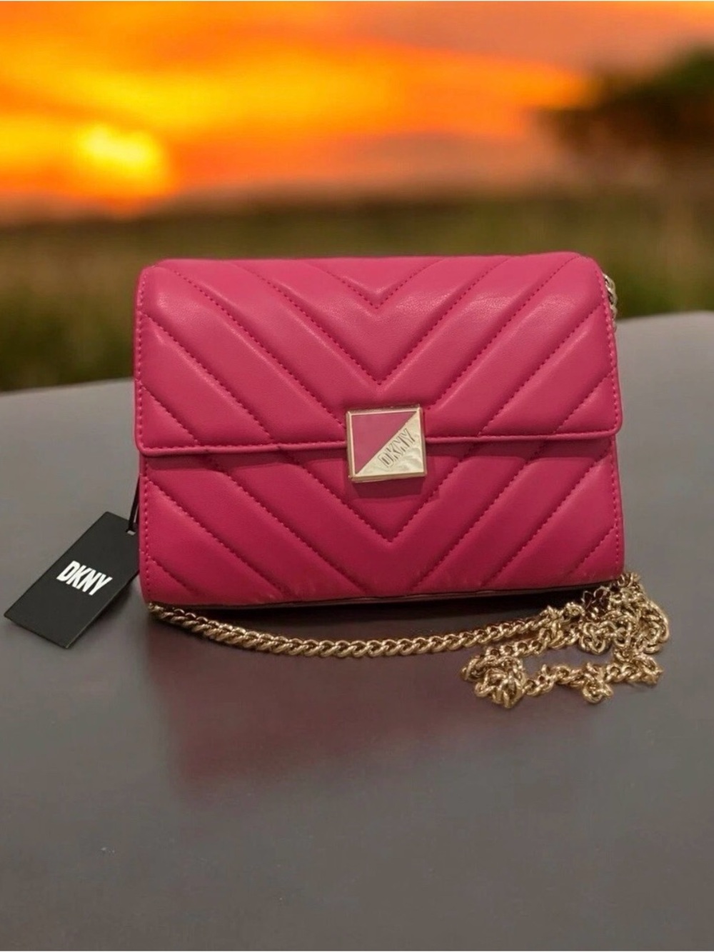 DKNY Devon Clutch Quilt Pink Gold Toned Chain Crossbody Bag - Picture 4 of 10